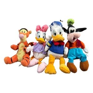Disney Plush Lot 4 Tigger Daisy Duck Donald Duck Goofy 12” Stuffed Animals